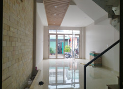 Nhà mặt phố 2 tầng Sổ Hồng, Tân Hòa, Sa Đéc. 3PN, 65m2, giá 2.6 tỷ. Hướng Bắc.