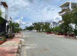 BÁN ĐẤT MẶT TIỀN ĐƯỜNG D8 – KHU HÀNH CHÍNH TỈNH VĨNH LONG