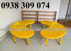 Bàn nhựa vòng cung trẻ em,Bàn bán nguyệt mầm non bằng nhựa