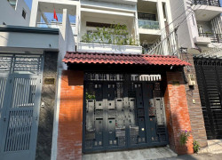 Bán nhà hẻm xe hơi 1 trệt 1 lầu 1 sân thượng Hoàng Diệu P13 Q4 siêu đẹp