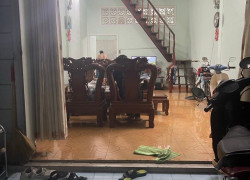 BÁN NHÀ NGAY LẠC LONG QUÂN - GẦN NGÃ 4 BẢY HIỀN - KHU CHỢ VẢI TÂN BÌNH - 2 TẦNG - 4.1M x 15M - CHỈ 7 TỶ
PHƯỜNG BẢY HIỀN