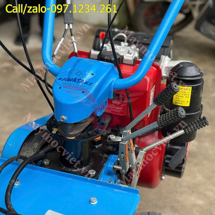 M&aacute;y đ&agrave;o r&atilde;nh đa năng bằng x&iacute;ch Kawasaki MDR195