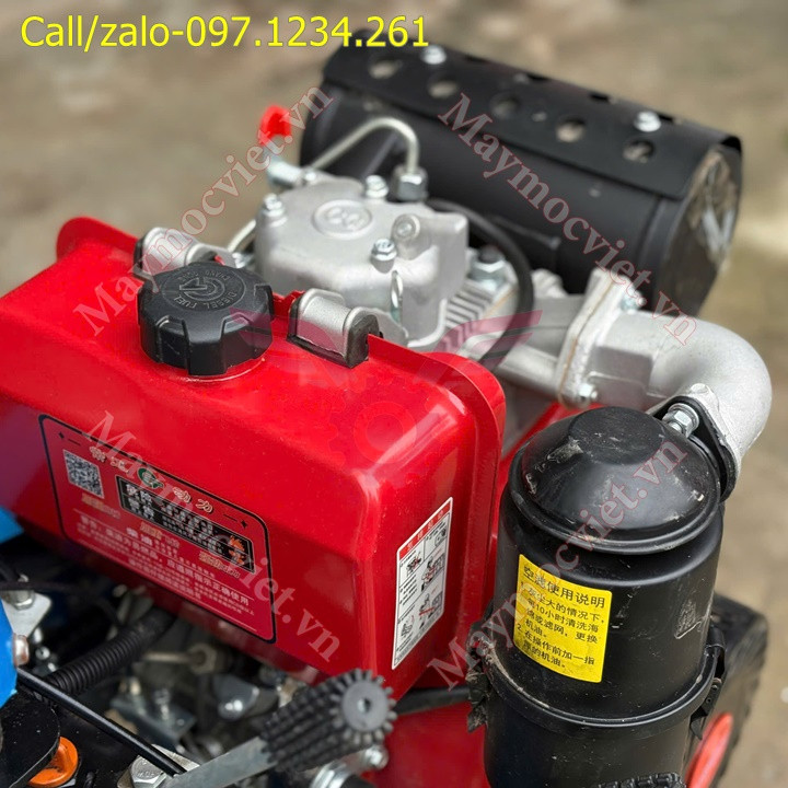 M&aacute;y đ&agrave;o r&atilde;nh đa năng bằng x&iacute;ch Kawasaki MDR195