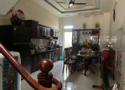 Gấp bán nhà HẺM 8M đường Lò Lu 68m2 3 tầng giá nhỉnh 6 tỷ Quận 9