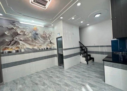 MỘT CĂN DUY NHẤT - KHÔNG CÓ CĂN THỨ HAI - NHÀ 2 TẦNG ĐẸP XINH - NHỈNH 2 TỶ-THỚI AN-Q12