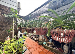 Bán nhanh nhà 5 tầng, cực hiếm khu vực Long Biên nhỉnh 100tr/m, ô tô qua, ngõ thông