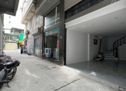 Bán nhà Trường Lâm,Long Biên 5 tầng,35m,mt4m oto vào nhà nhỉnh 9 tỷ