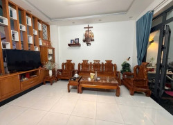 + BÁN NHÀ VƯỜN LÀI QUẬN 12
+ Dt : 4.6m x 37m 172m2
+ Kc : 2 tầng 4 Pn 3vs
+ Giá : 11.8 Tỷ