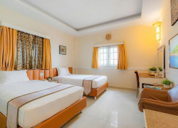 Cho thuê khách sạn 41 phòng ngay trung tâm đà lạt diện tích 550m , 110 triệu