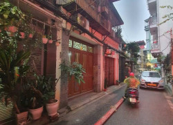 Tập thể Nguyễn văn Cừ Long Biên 4 tỷ 60m tầng 1 vừa ở vừa kinh doanh