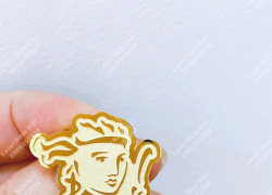 Sản xuất huy hiệu kim loại - khắc laser theo yêu cầu