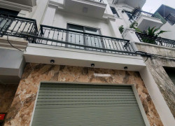 Bán nhà Thạch Bàn,Long Biên 5 tầng,44m oto đỗ cổng nhỉnh 8 tỷ