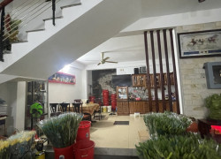 cho thuê nhà mặt tiền khu chợ Hàn đường Phạm Phú Thứ Đà Nẵng dt 125 m2 giá rẻ