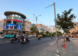 Nhà Quận 7, Mặt Tiền 4M, Nở Hậu, Xe Hơi Đậu Cửa, Gần Lotte, Trần Xuân Soạn.Giá 4.75Tỉ