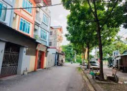 đông la Hoài Đức 36m lô góc xây độc lập, mới cóng full nội thất ,gara oto cất trong nhà
