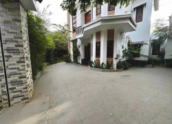 CHO THUÊ VILLA SÂN VƯỜN – MA TRANG SƠN, P5, ĐÀ LẠT