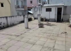 NHÀ GÓC 2 MẶT TIỀN ĐANG KINH DOANH - SÁT LÊ ĐẠI HÀNH - GẦN CHỢ - 3 TẦNG KIÊN CỐ
