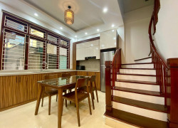 Bán nhà, Long Biên,Mặt tiền 6.7m2,4tầng,9.x tỷ