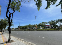 Cho Thuê Nhà Mặt Tiền Đường 2/9 Hải Châu Đà Nẵng ngang 7m, 4 Tầng, Có Thang Máy