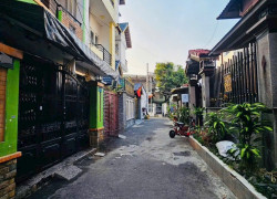 Bán nhà