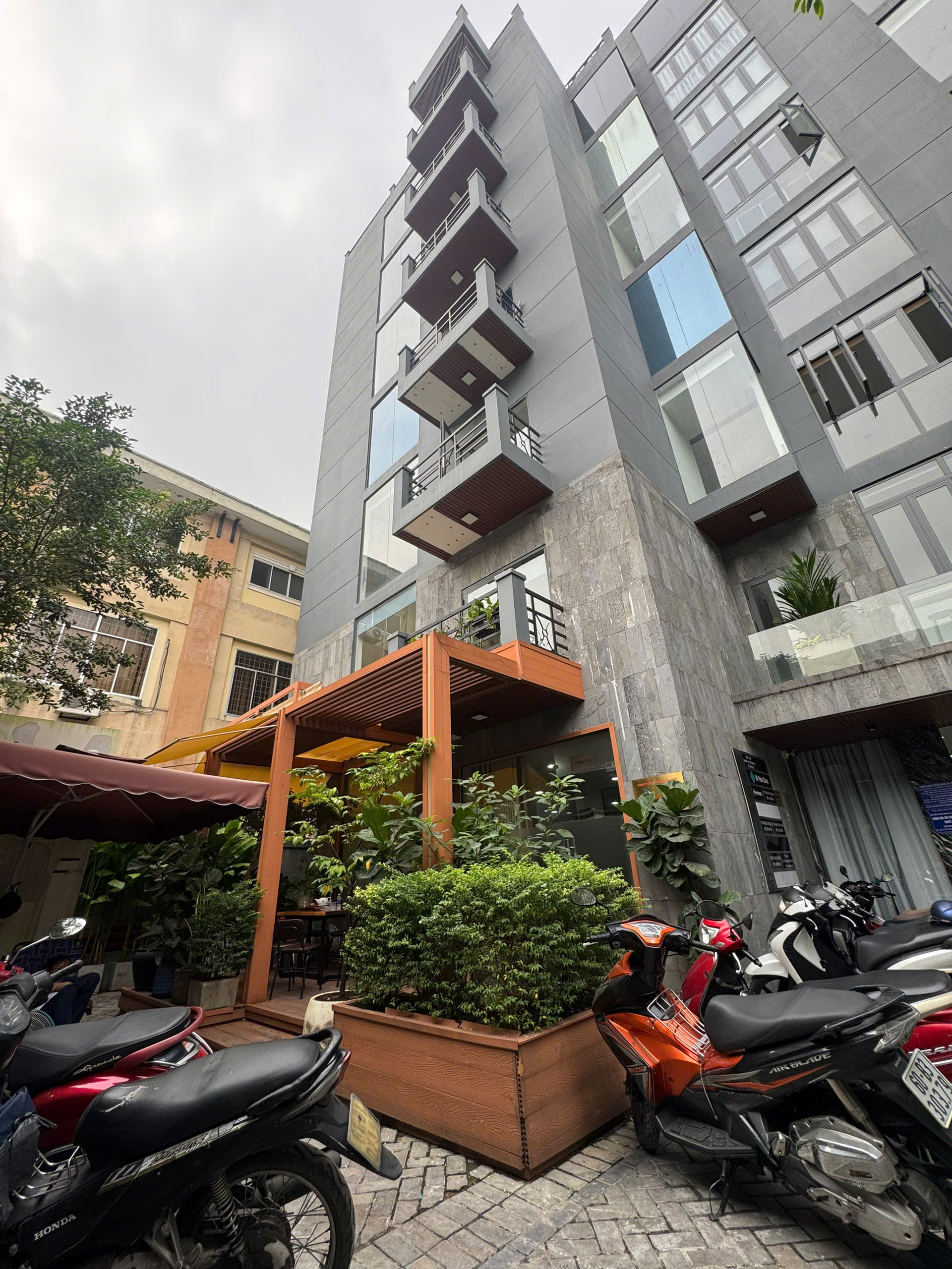 Bán toà nhà văn phòng  Hai Bà Trưng, Phường Xuân Hoà, TPHCM
