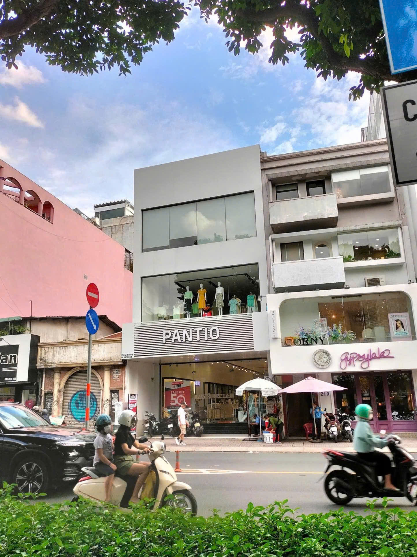 Mặt tiền Lý Tự Trọng, P. Bến Thành, Quận 1,TPHCM.