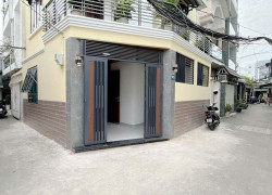🔥 NHÀ GÓC 2 MẶT TIỀN – VỊ TRÍ CỰC ĐẸP NGAY TRUNG TÂM QUẬN 7 🔥