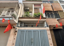Nguyễn Trọng Tuyển - vòng xoay Lăng Cha Cả - 41m2 x 4T, hẻm thông, nhà cao thoáng.