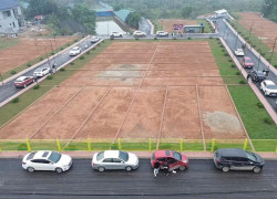 Cần bán 100m hàng F0 xã phú cát Hoà Lạc , cạnh nhà máy in tiền,Đh quốc gia ,Đh FPT giá 2,5tỷ