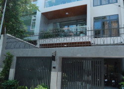 Biệt thự 4 Tầng siêu đẹp, hiện đại Khu Compuond gàn Hùng Vương Quận 5