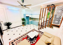 Nhỉnh nhẹ 3 tỷ, Nhà tân Phú, ngay Gò Dầu, 2 tầng, 2 phòng ngủ, 30m2, hoàn công đủ