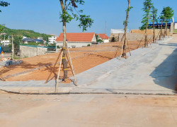 BÁN ĐẤT MẶT TIỀN QL18 – SÁT VÁCH VINHOMES – SỔ ĐỎ SẴN SÀNG CÔNG CHỨNG!