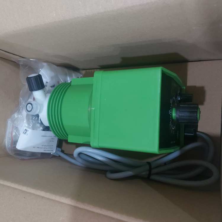 Bơm định lượng EMEC HTA 0704 K/PP chất lượng vượt trội