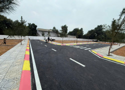 BÁN LÔ HOA HẬU CỔ LIỄN, CỔ ĐÔNG 100M NHỈNH 3TY SÁT TRỤC CHÍNH GẦN ĐHQG HN KHU CNC