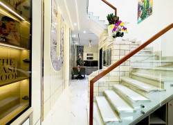CẶP SONG SINH SIÊU PHẨM 3 TẦNG – HIẾM SÁT SÂN BAY
