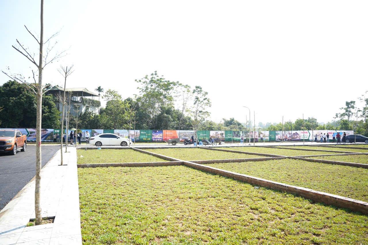 HIẾM! LÔ SIÊU PHẨM VAI RÉO PHÚ CÁT MẶT TRỤC CHÍNH 100M NHỈNH 3 TỶ ĐÓN SÓNG Q21 METRO 05