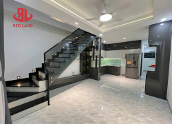 BÁN NHÀ 2 TẦNG KIỆT Ô TÔ HUYỀN TRÂN CÔNG CHÚA - Giá Chỉ 2 tỷ 6XX