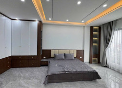 Bán 55m - 7 Tầng - 4.5m.Mặt Tiền.( Đường Bưởi ) Ba Đình