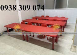 Bàn nhựa hình chữ nhật mầm non,bàn nhựa mầm non gập chân