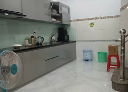 Nhà mặt tiền đường 179 Phường Tân phú DT 56m, 3 tầng vị trí đẹp