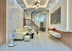 NHÀ ĐẸP FULL NỘI THẤT SÁT VÁCH SÂN BAY - 37M2 KHÔNG QH, LG - NỞ HẬU - HẺM Ô TÔ THÔNG - CHỈ 5.XX TỶ