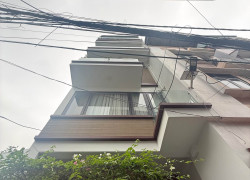 Nhà thật - Phố trạm, Long Biên  6.3 tỷ 30M - Nhà mới sổ đỏ