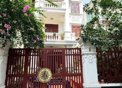 BIỆT THỰ VIP GIANG BIÊN - VIỆT HƯNG - GIÁ HẠT DẺ  CHỈ 163tr/m  - 147m 4 tầng THANG MÁY