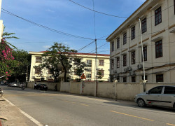 BÁN ĐẤT VĂN GIANG