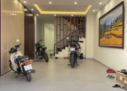 Bán nhà Ngọc Thuỵ,Long Biên 5 tầng,72m,mt4.6m oto đỗ cửa nhỉnh 13 tỷ