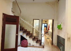 Bán nhà 2 mặt tiền Thái Văn Lung 3 tầng Quận 1