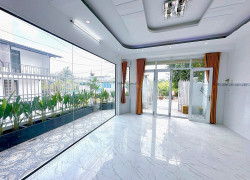 Bán nhà 4 tầng căn góc  xe hơi tránh  gần Lê Văn Lương  quân 7  ngang  6,8m  nhỉnh 8 tỷ