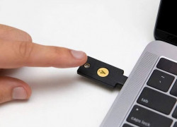 Khóa bảo mật Yubico Yubikey