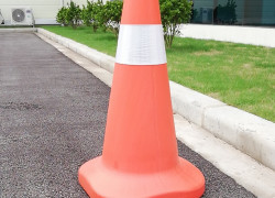 Cọc Chóp Hi Cone HDPE Cam Chống Đổ Hàn Quốc