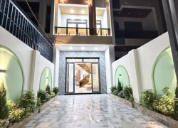 Nhà hướng Nam view hồ – kinh doanh tốt – giá 3 tỷ 150